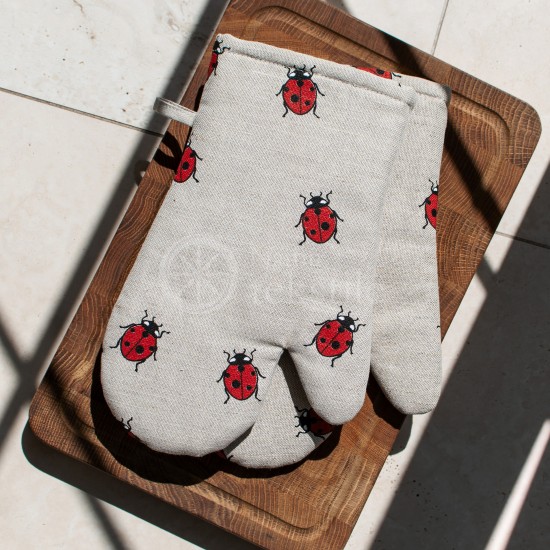 Colourful half-linen oven mitt "Ladybug"